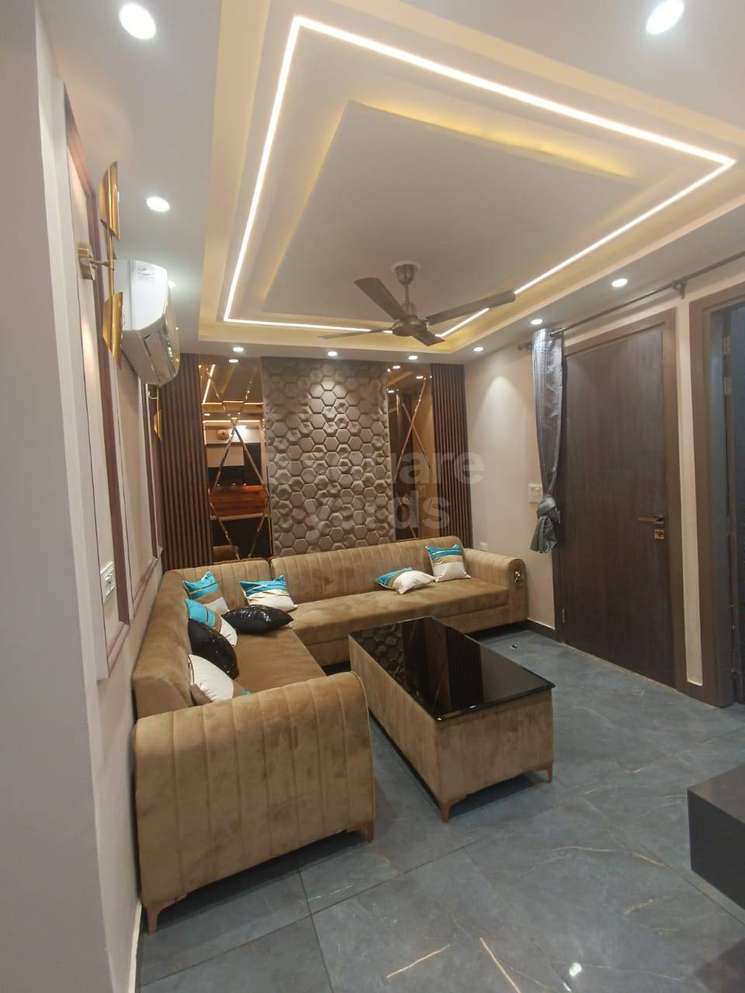 3 Bedroom 900 Sq.Ft. Builder Floor in Mohan Garden Delhi