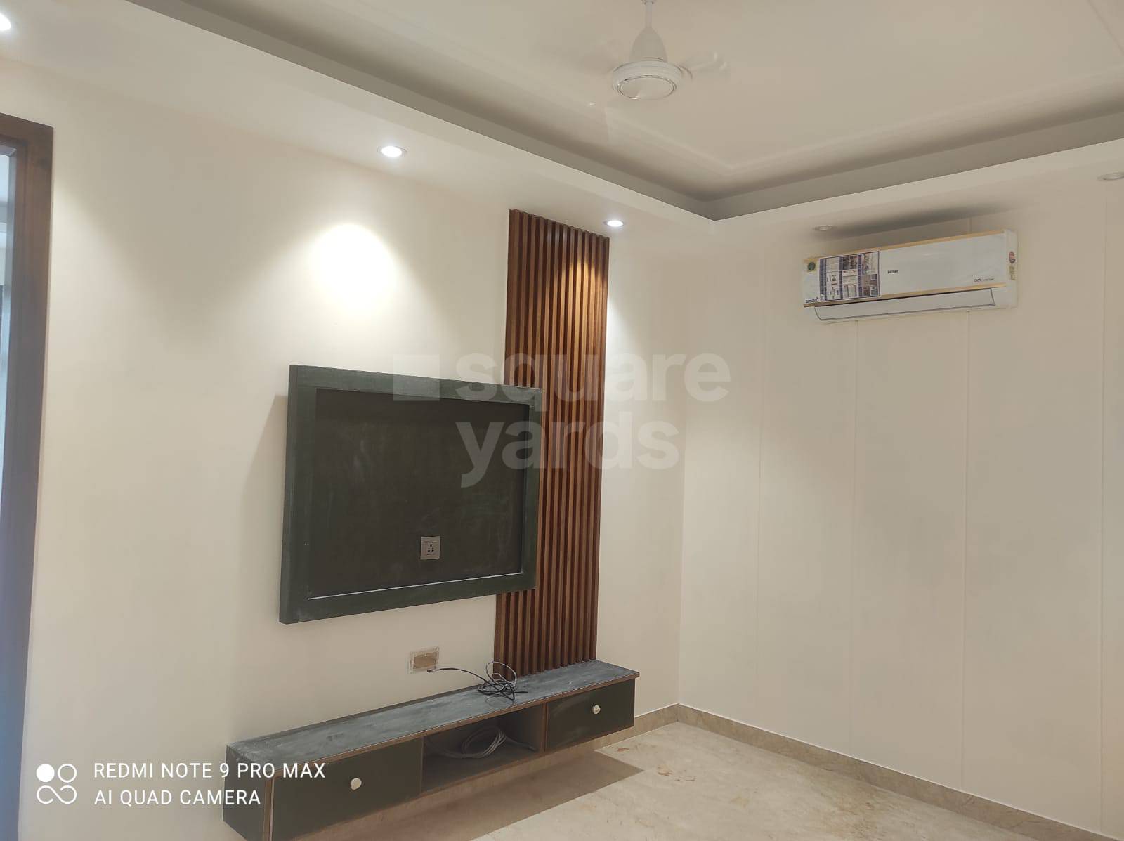 Rental 1 Bedroom 500 Sq.Ft. Builder Floor in Vivek Vihar Delhi 5324692