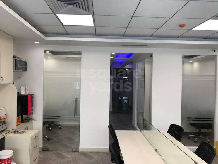 Commercial Office Space 1100 Sq.Ft. in Sector 62 Noida
