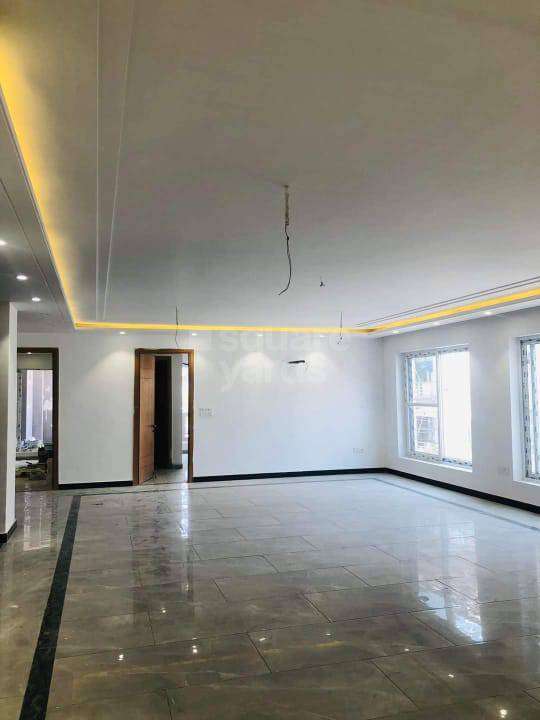 4 Bedroom 2500 Sq.Ft. Builder Floor in Vivek Vihar Delhi