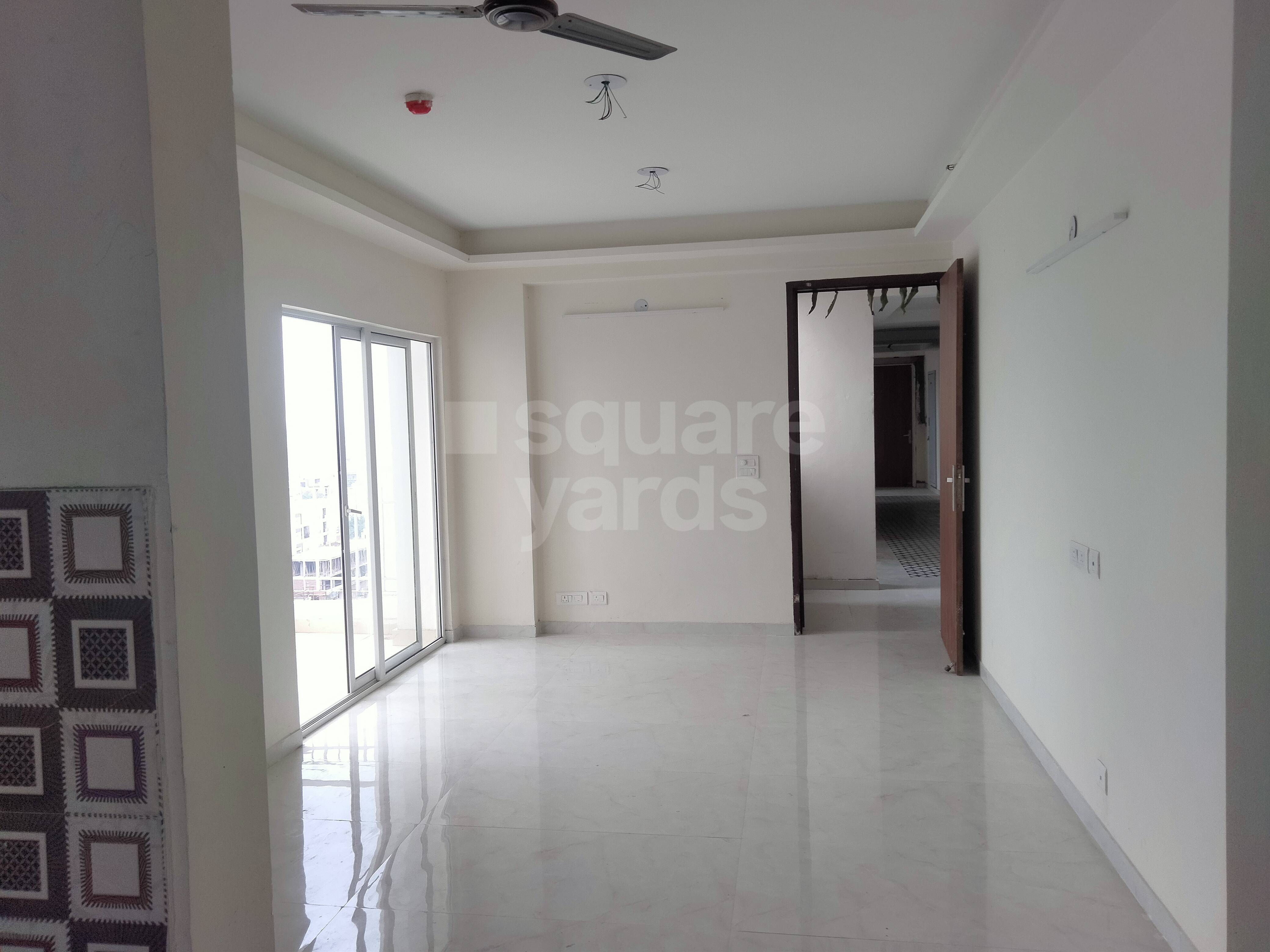 Rental 2 Bedroom 1090 Sq.Ft. Apartment in VVIP Homes Meridian Tower