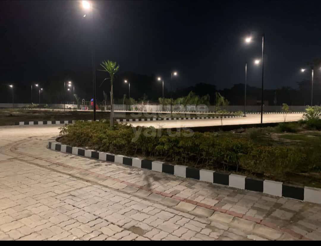 Resale 1614 Sq.Ft. Plot in Amar Shaheed Path Lucknow - 5330968