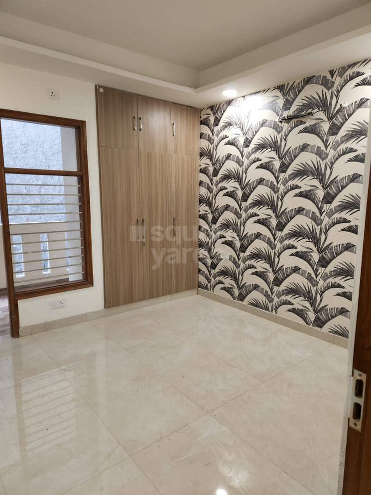 3 Bedroom 250 Sq.Yd. Builder Floor in Sector 9 Faridabad