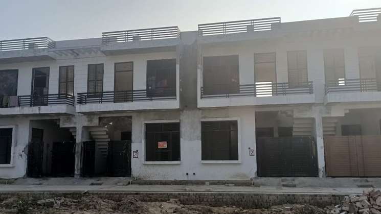1.5 Bedroom 650 Sq.Ft. Independent House in Gomti Nagar Lucknow