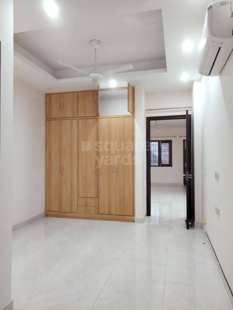 3.5 Bedroom 2259 Sq.Ft. Builder Floor in Dlf Phase ii Gurgaon