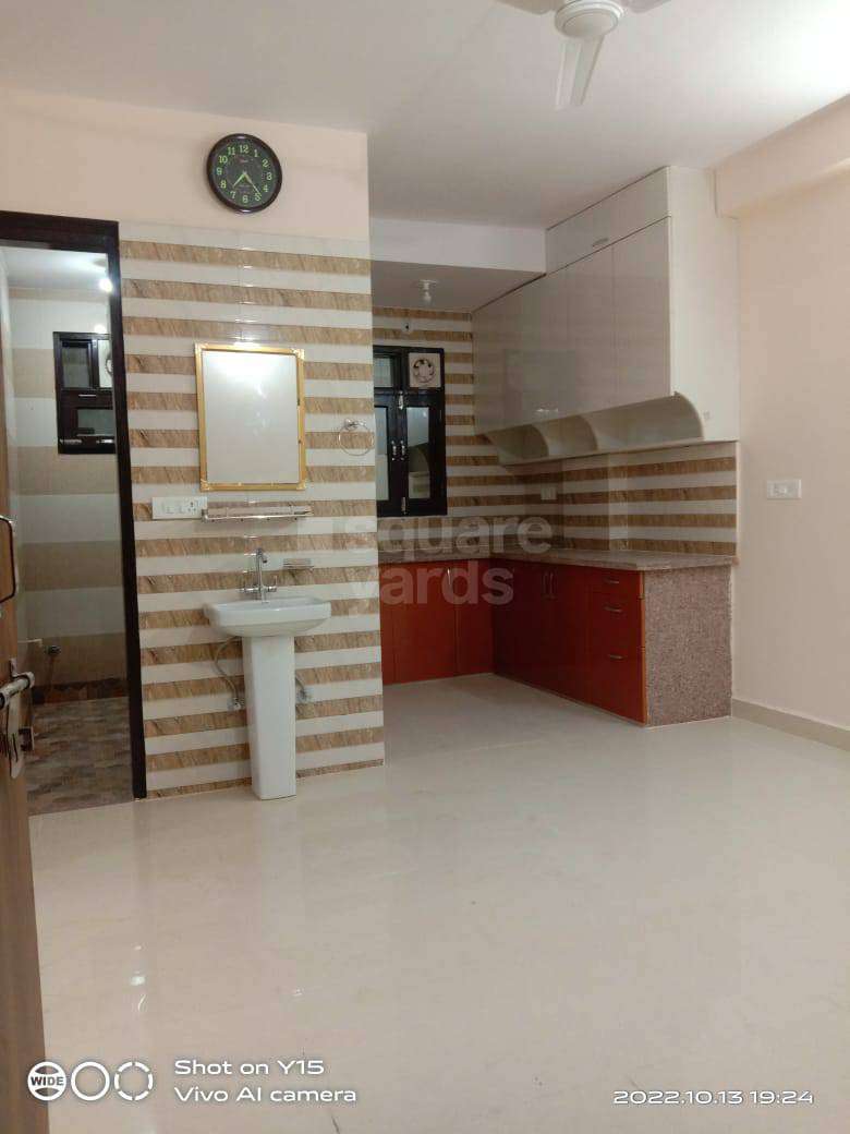 Rental 2 Bedroom 650 Sq.Ft. Builder Floor in Sector 19, Dwarka Delhi -  5336588