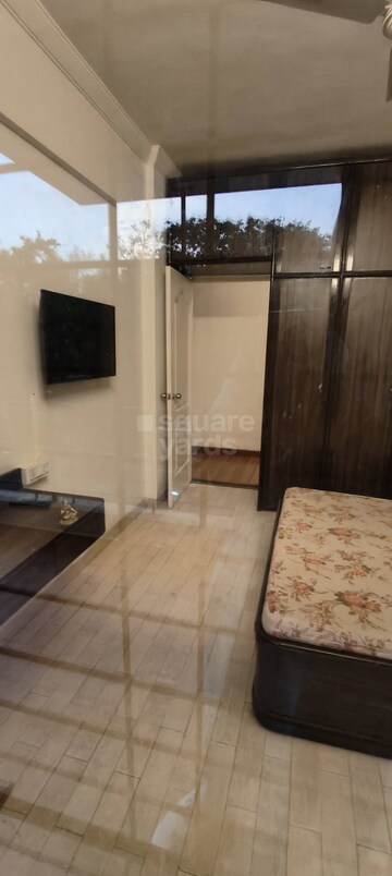 Room in 3 BHK Apartment at Nancy Towers, Wanowrie – for Rent