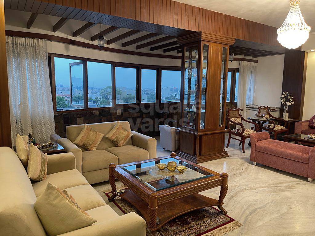 Resale 3 Bedroom 2700 Sq.Ft. Independent House in Banjara Hills