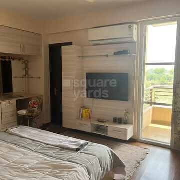 Bedroom in 3 BHK Apartment at Tulip Violet, Sector 69 – for Rent