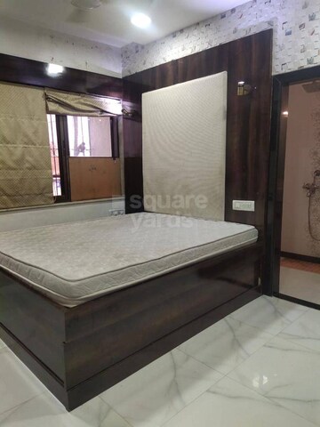 Bedroom in 2 BHK Apartment at Sheffield Towers, Andheri West – for Rent