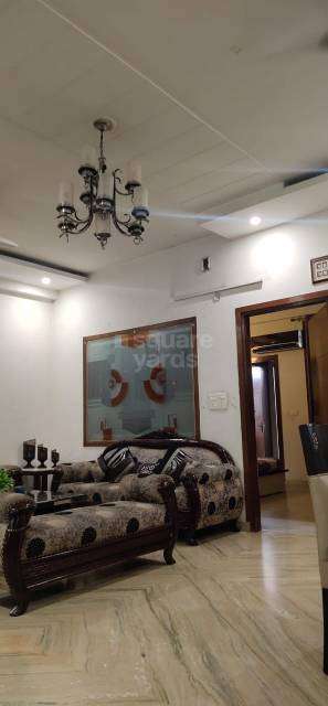 4 Bedroom 325 Sq.Yd. Independent House in Kavi Nagar Ghaziabad