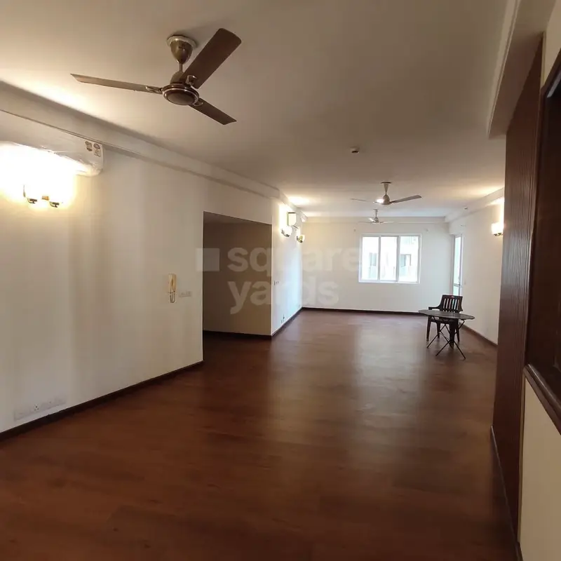 3 BHK + Servant Room Apartment For Rent in M3M Skywalk