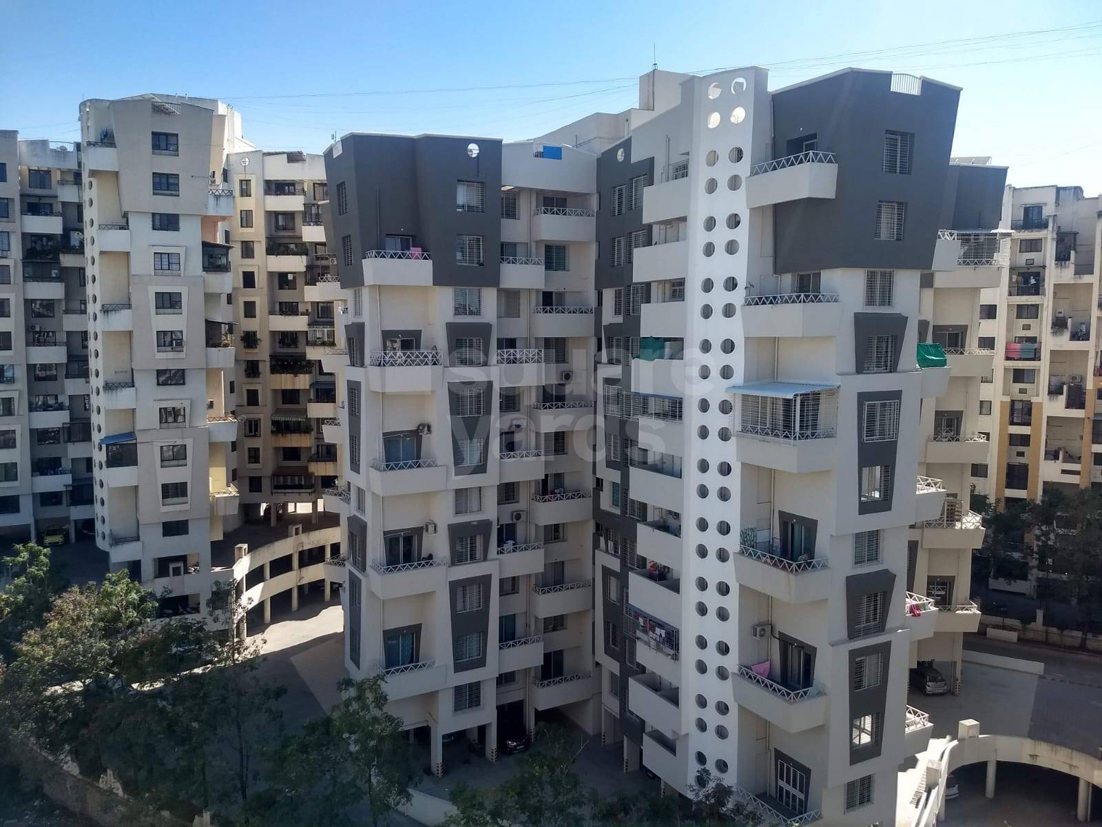 2 BHK Apartment For Rent in Bramha Majestic