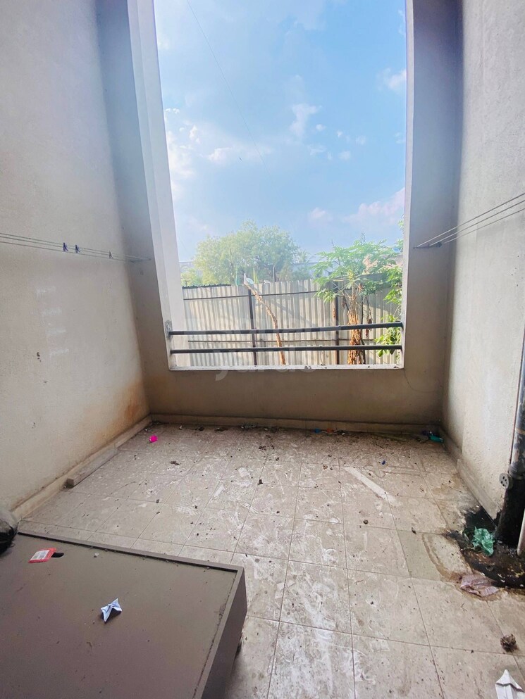 Balcony, goel-ganga-hill-mist-garden 1 Bedroom 600 Sq.Ft. Apartment In Kondhwa Pune 5349899