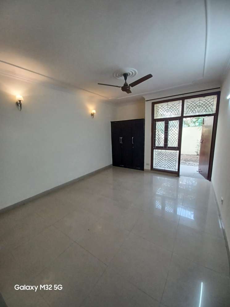 4 Bedroom 3500 Sq.Ft. Builder Floor in South City 1 Gurgaon