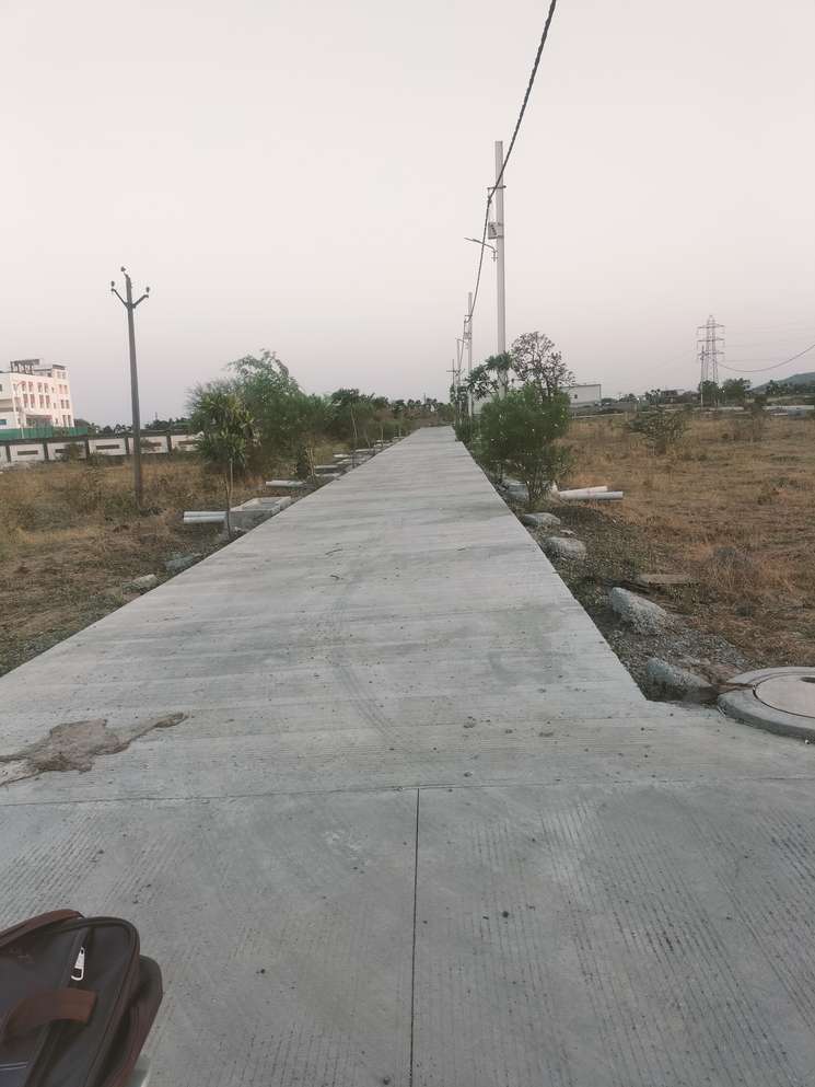 765 Sq.Yd. Plot in Ujjain Road Indore