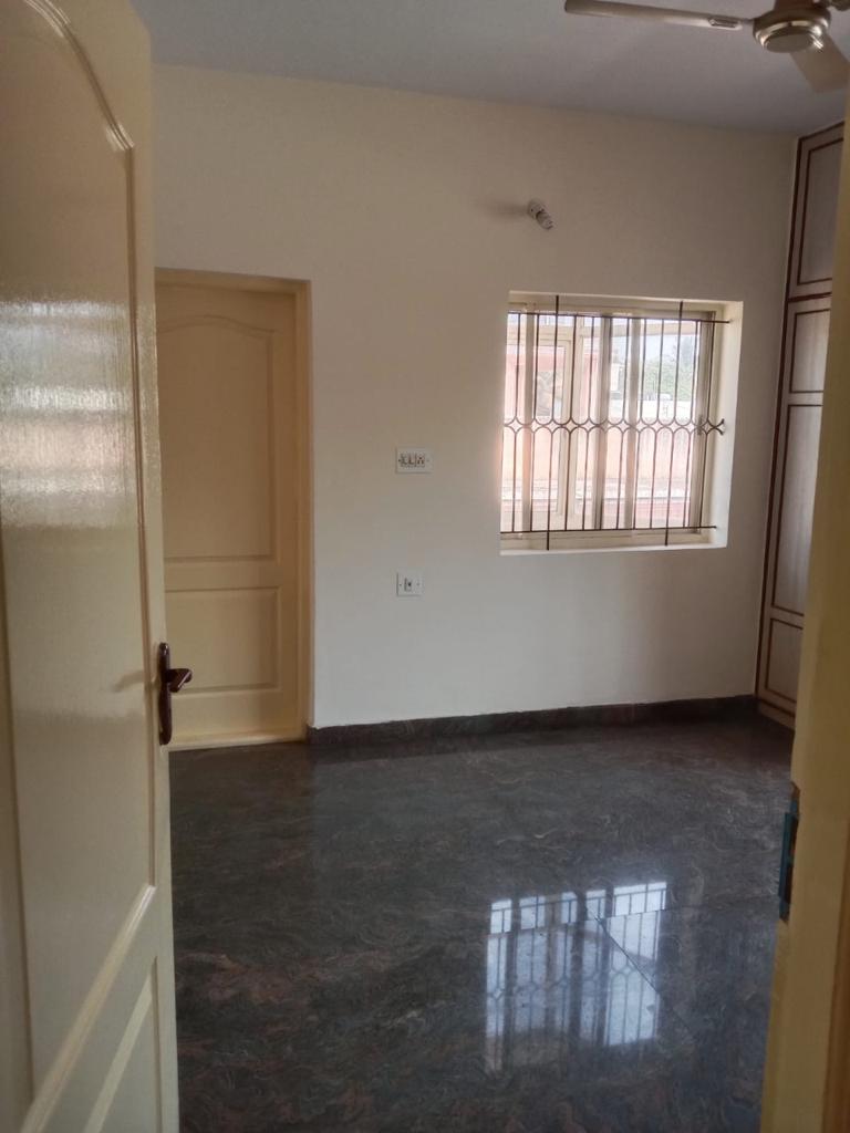 Rental 6 Bedroom 4000 Sq.Ft. Independent House in Sadashiva Nagar