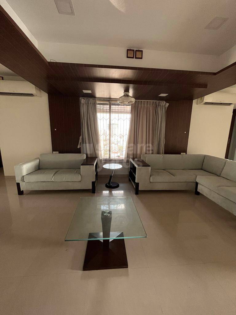 Rental 3 Bedroom 2530 Sq.Ft. Apartment in Abrol Vastu Park, Malad West