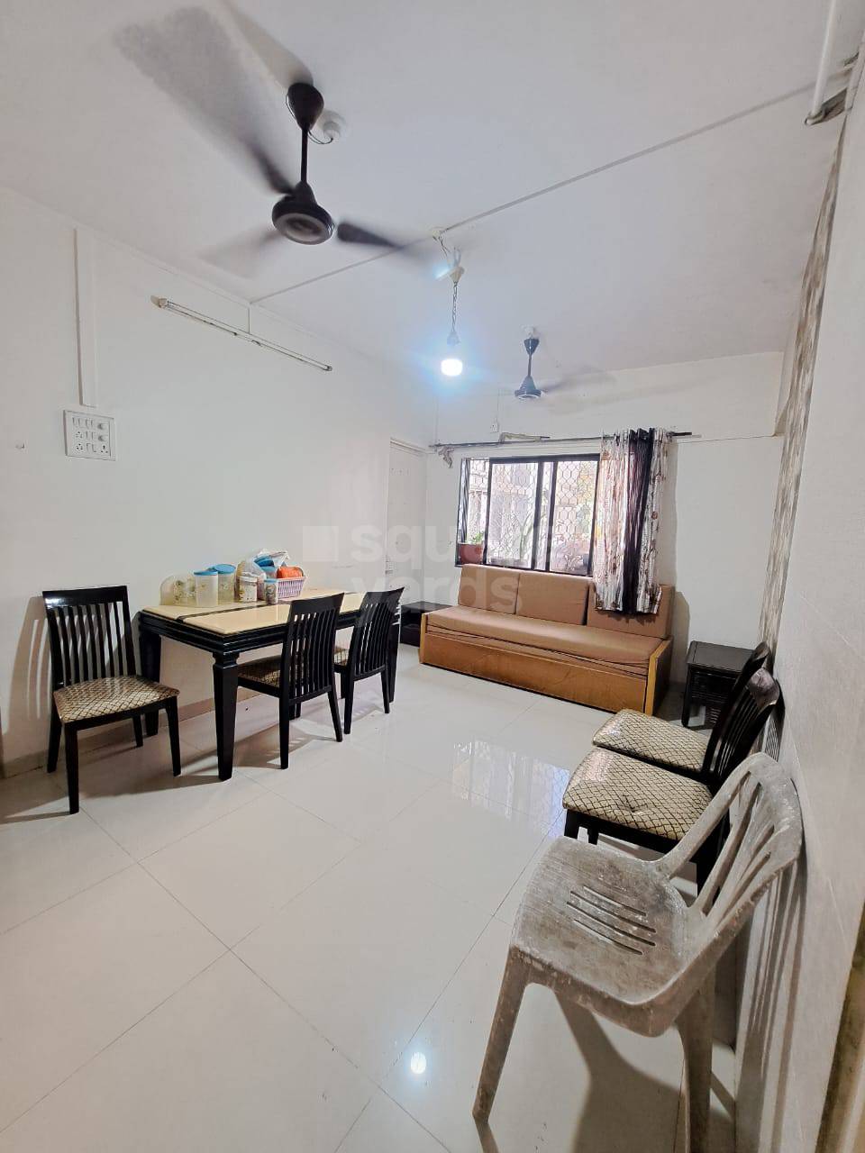 Rental 1 Bedroom 500 Sq.Ft. Apartment in Poonam Apartments Worli, Worli