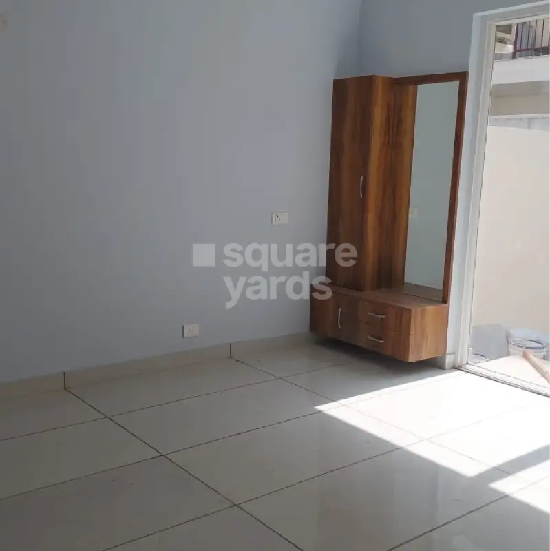 3 BHK + Extra Room Apartment For Rent in BPTP Astaire Gardens
