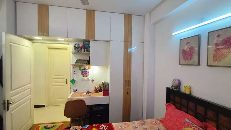 3 Bedroom 210 Sq.Yd. Builder Floor in Faridabad New Town Faridabad