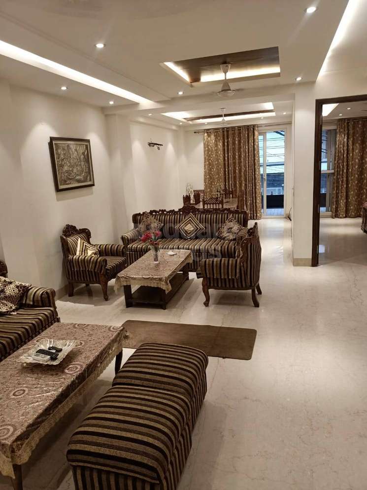 3 Bedroom 200 Sq.Yd. Builder Floor in Rajouri Garden Delhi