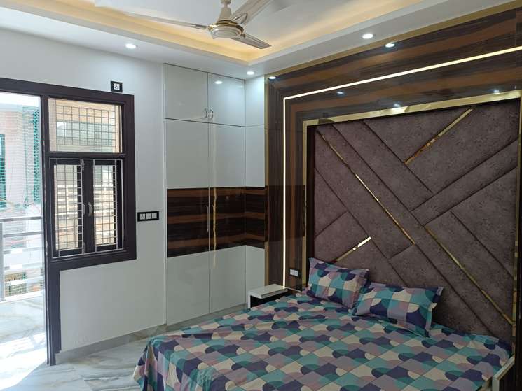 3 Bedroom 925 Sq.Ft. Builder Floor in Dwarka Mor Delhi