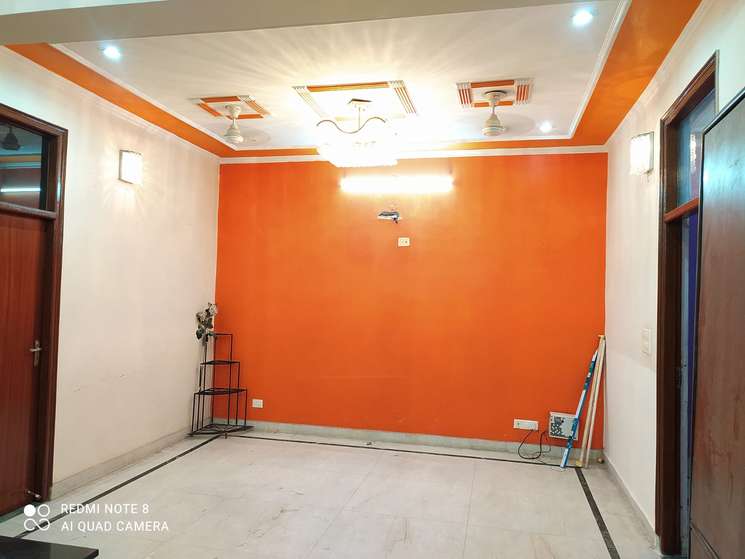 2.5 Bedroom 900 Sq.Ft. Builder Floor in New Palam Vihar Gurgaon