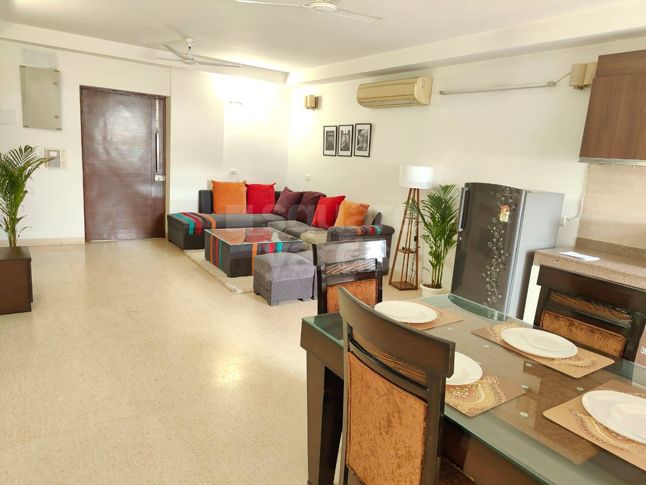 Rental 2 Bedroom 1200 Sq.Ft. Apartment in Unitech Heritage City, Sector