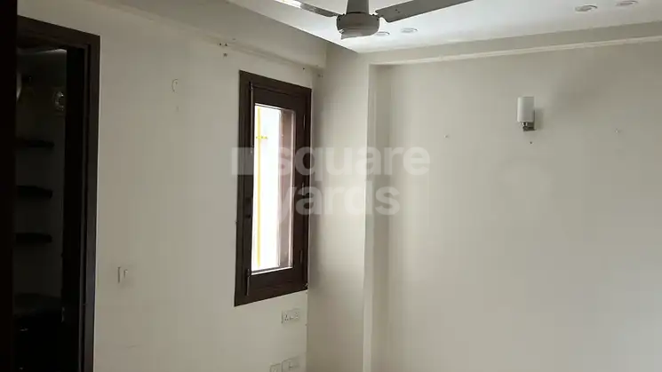 3 Bedroom 1800 Sq.Ft. Builder Floor in Safdarjang Enclave Delhi