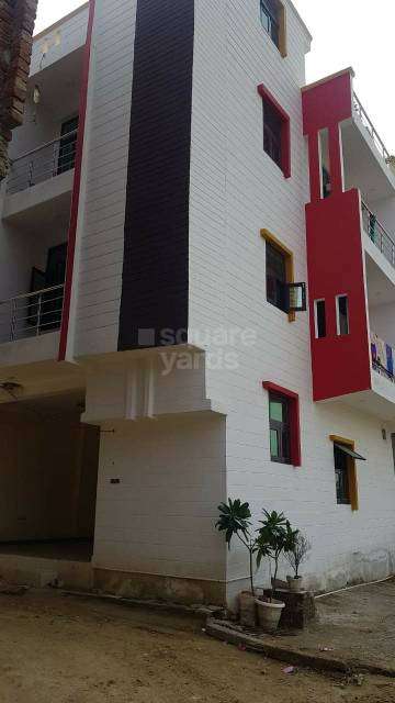 5 Bedroom 70 Sq.Yd. Villa in Noida Ext Sector 4 Greater Noida