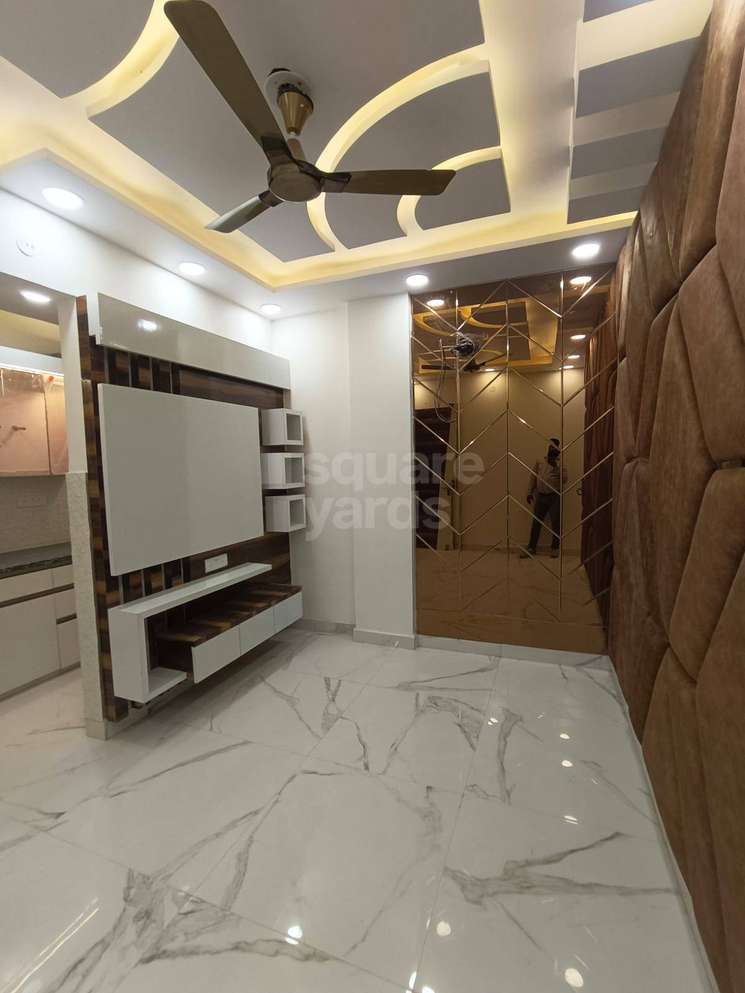 3 Bedroom 850 Sq.Ft. Builder Floor in Mohan Garden Delhi