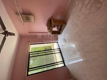 Bedroom in 2 BHK Apartment at Tain Square, Wanwadi – for Rent