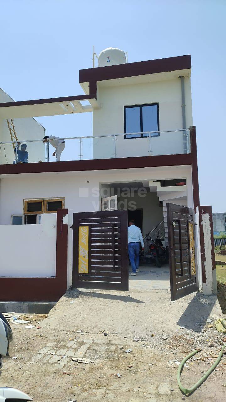 Resale 2 Bedroom 1100 Sq.Ft. Independent House in Chinhat Lucknow 5373797