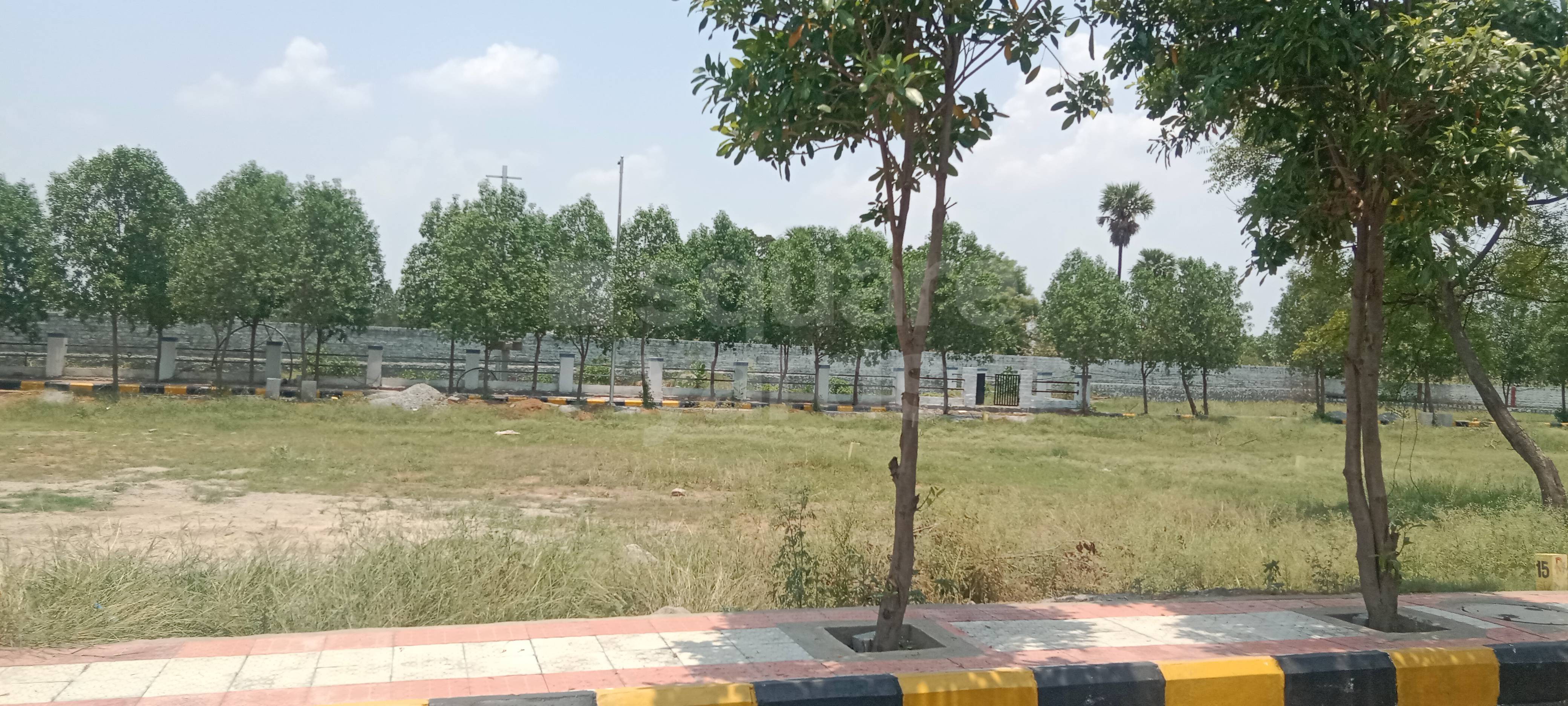 Resale 180 Sq.Yd. Plot in Miyapur Hyderabad 5391082