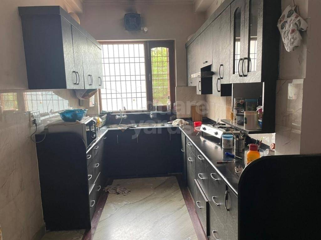 Resale 5 Bedroom 173 Sq.Yd. Independent House in Palam Vihar Gurgaon