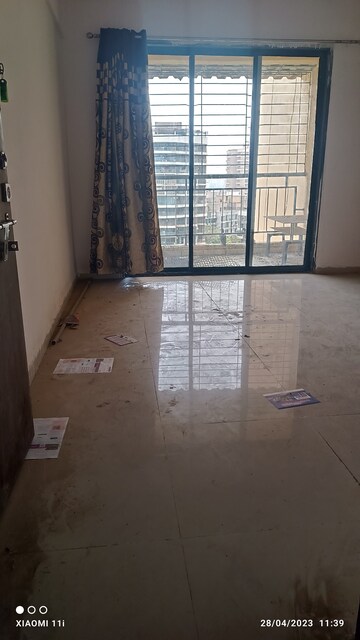 Room in 1 BHK Apartment at Maitri Planet NX, Kharghar – for Sale