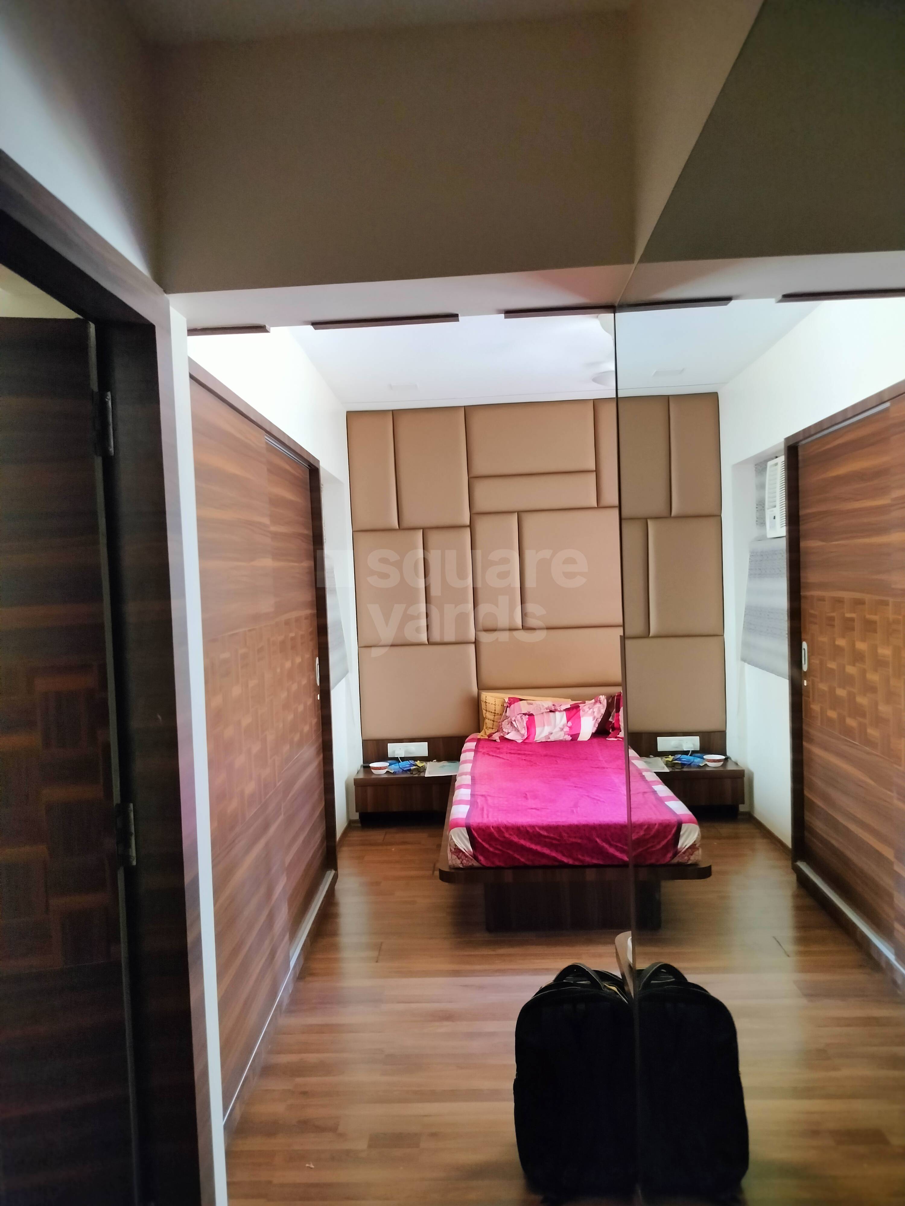 Rental 3 Bedroom 1000 Sq.Ft. Apartment in Lodha Splendora, Ghodbunder