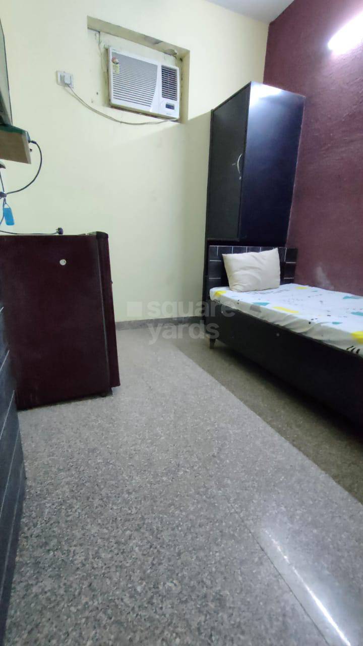 Rental 2 Bedroom 900 Sq.Ft. Builder Floor in Patel Nagar Gurgaon 5595378