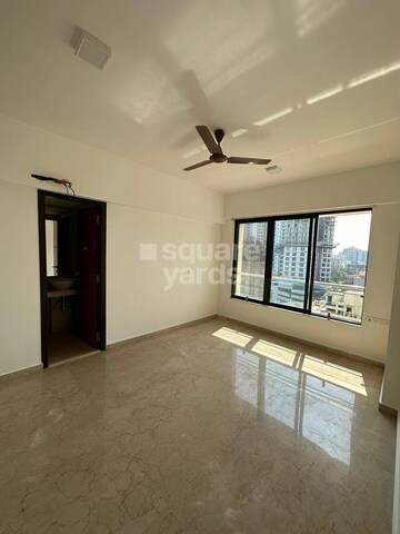 Master Bedroom in 2 BHK Apartment at Ozone The Gateway, Andheri West – for Rent