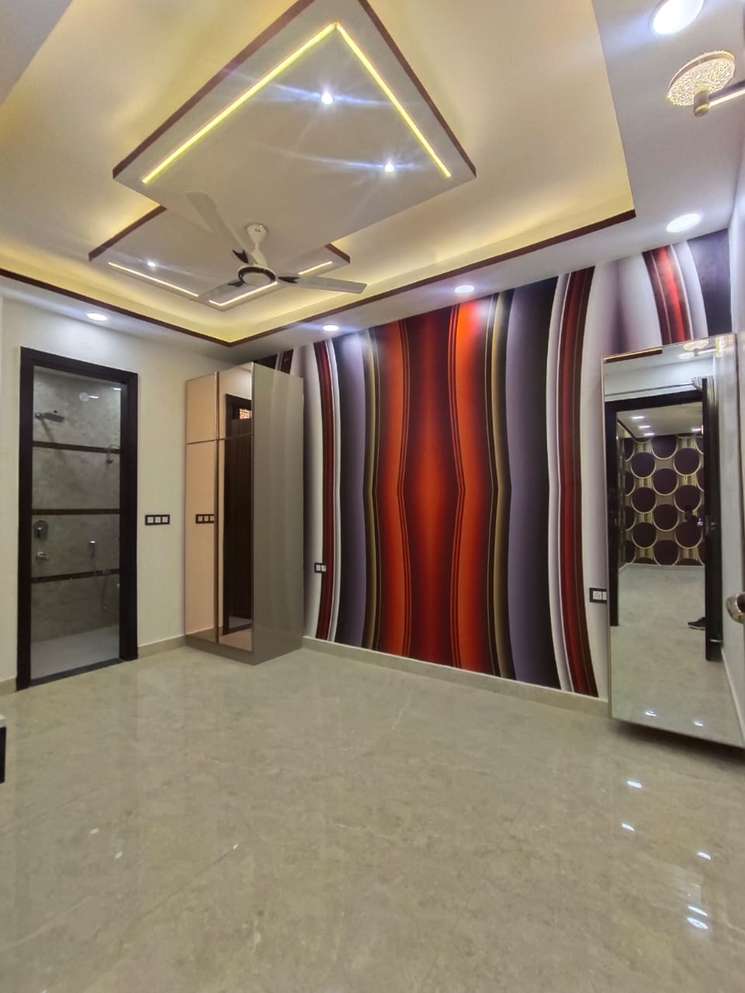 3 Bedroom 900 Sq.Ft. Builder Floor in Vipin Garden Delhi