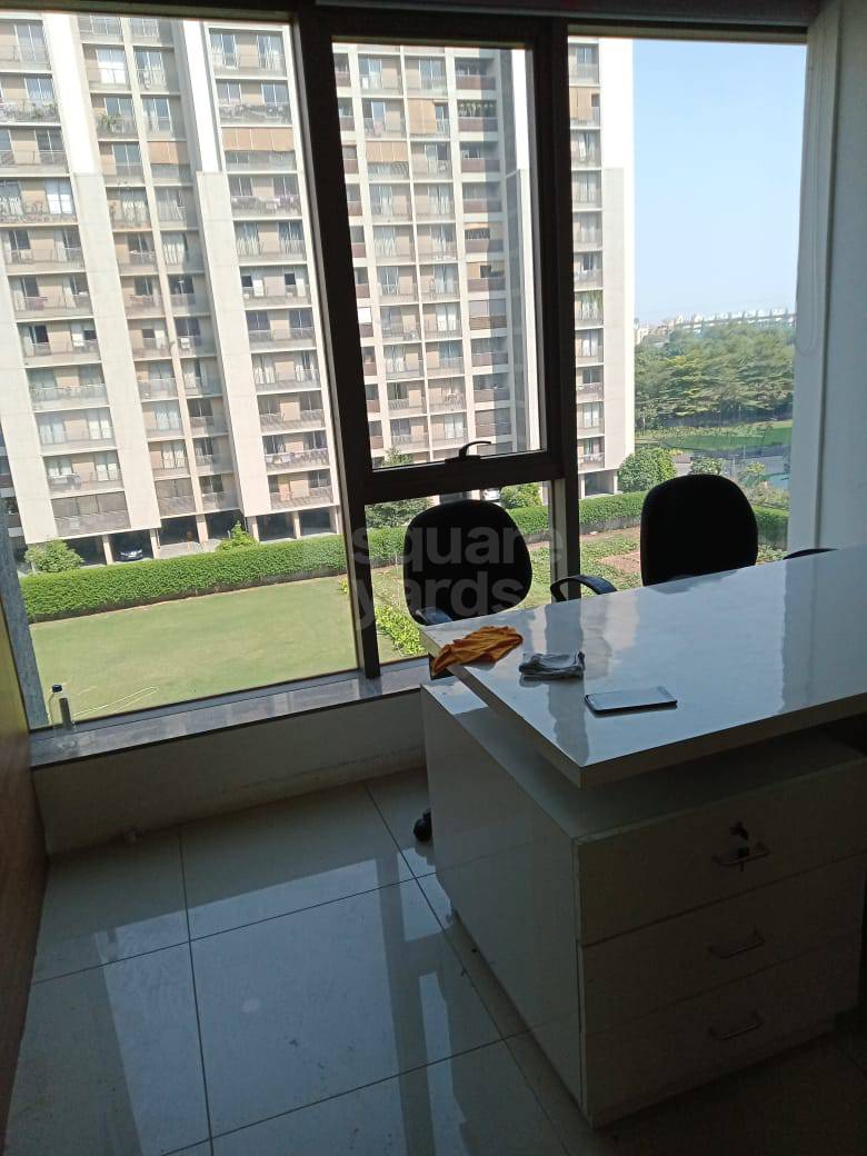 Rental Commercial Office Space 484 Sq.Ft. in Goyal Infinity, Prahlad
