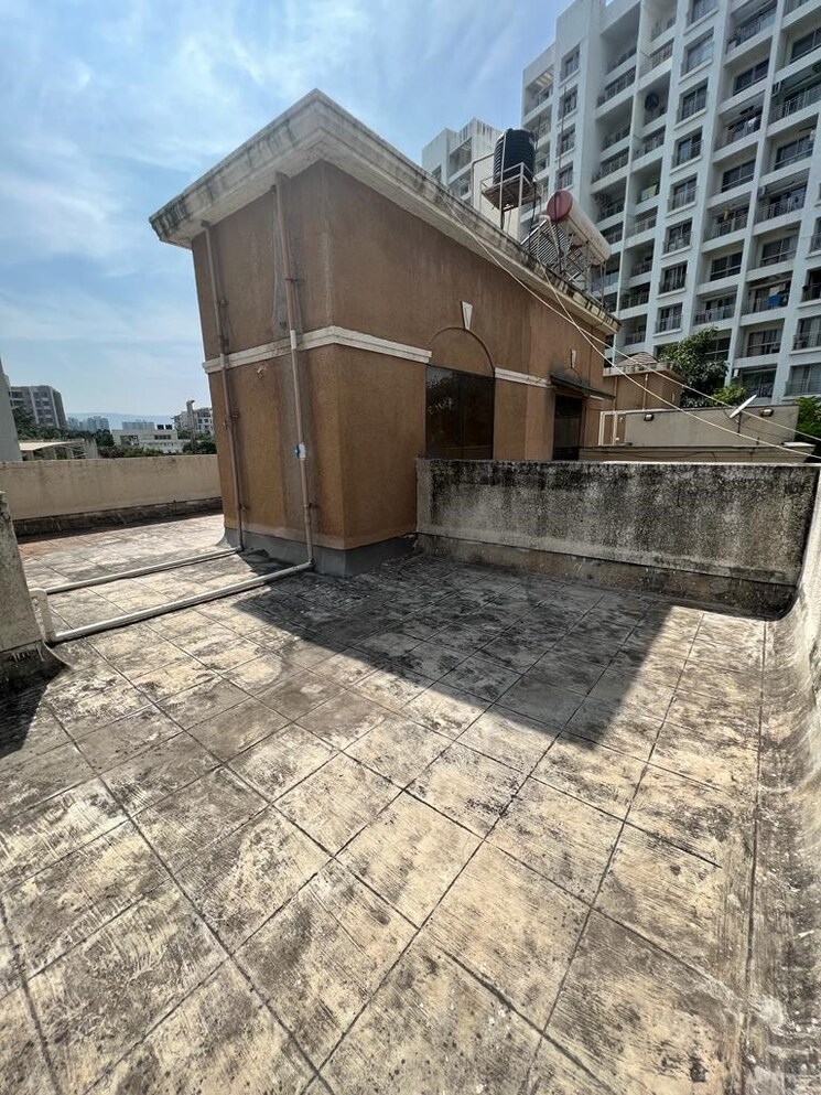 Terrace, venkatesh-bhoomi-spring-town-phase-i 3 Bedroom 1875 Sq.Ft. Villa In Undri Pune 5415505