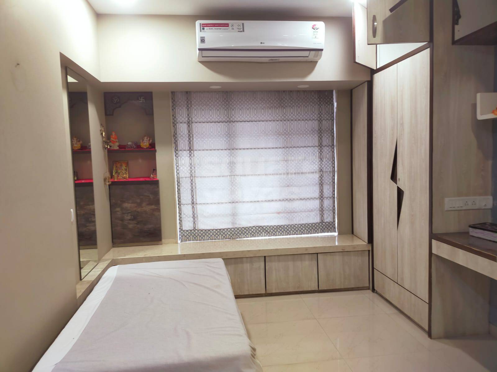 Rental 2 Bedroom 985 Sq.Ft. Apartment in L&T Emerald Isle, Powai Mumbai