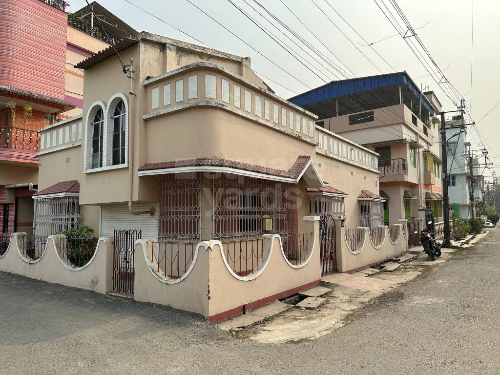 Rental 2.5 Bedroom 900 Sq.Ft. Independent House in Behala Chowrasta