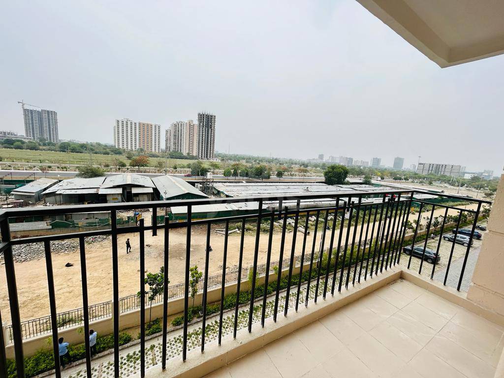 Rental 2.5 Bedroom 1165 Sq.Ft. Apartment in ATS Happy Trails, Noida Ext
