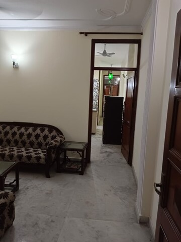 Living Room in 2 BHK Apartment at Lajpat Nagar – for Rent