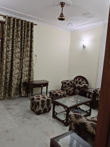 Living Room in 2 BHK Apartment at Lajpat Nagar – for Rent