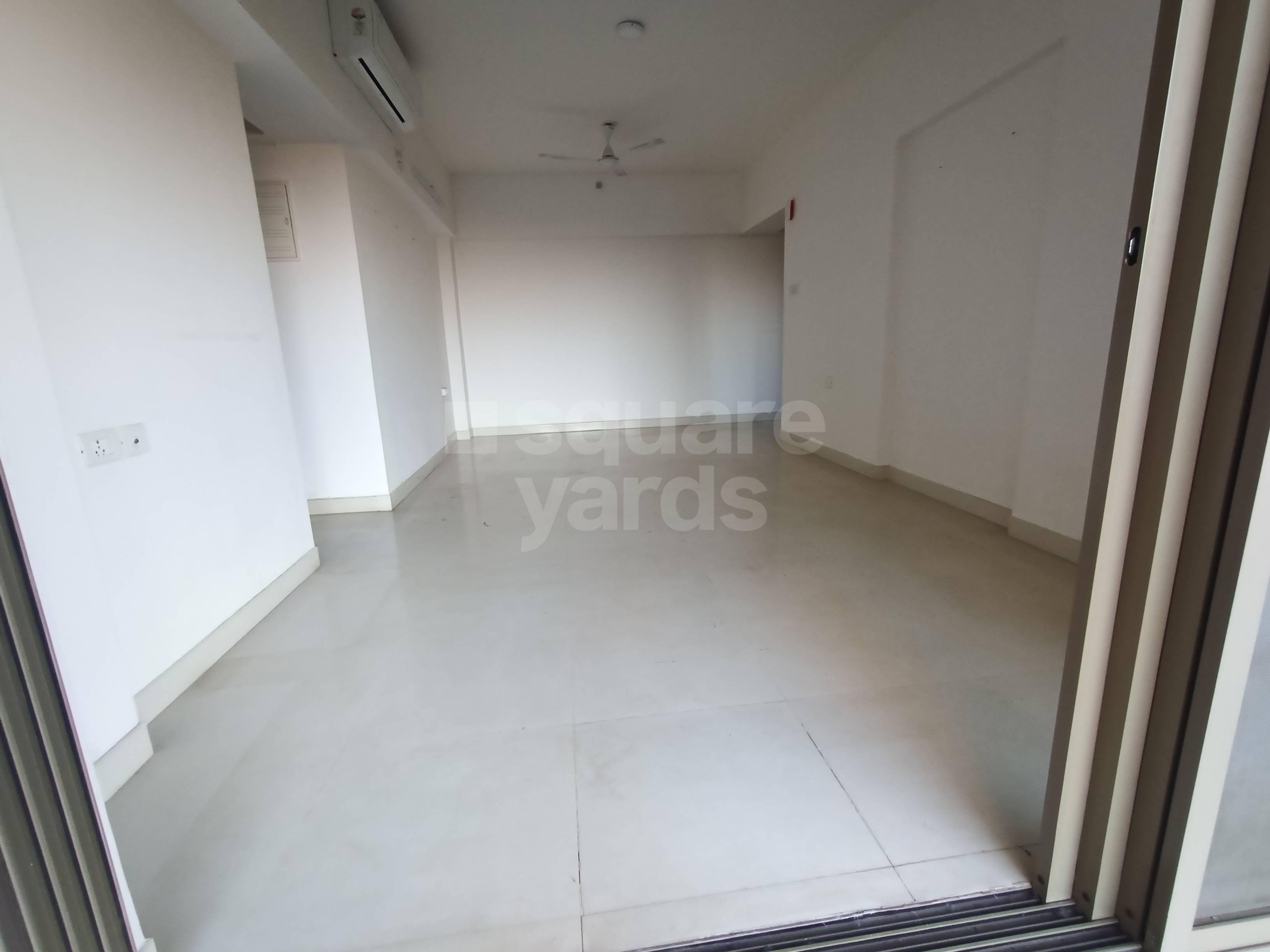 Rental 3 Bedroom 1154 Sq.Ft. Apartment in Lodha Splendora, Ghodbunder