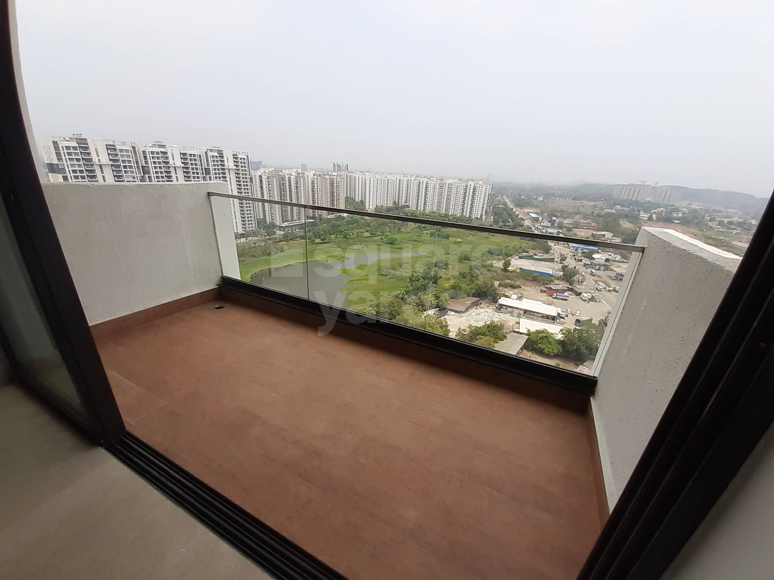 4 BHK + Pooja Room Penthouse For Sale in Lodha Palava City Lakeshore Greens